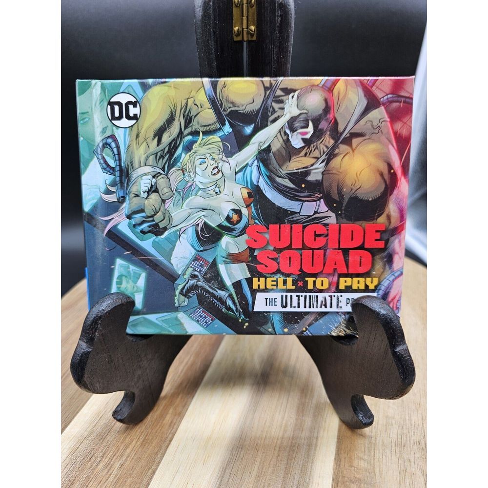 DC Suicide Squad Hell To Pay Hardcover Book ~ Rare